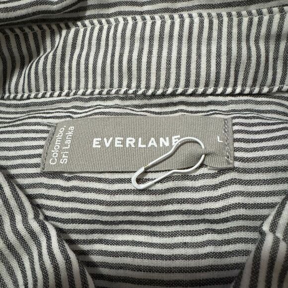 Everlane pin stripe casual button down shirt NWOT - Picture 3 of 9